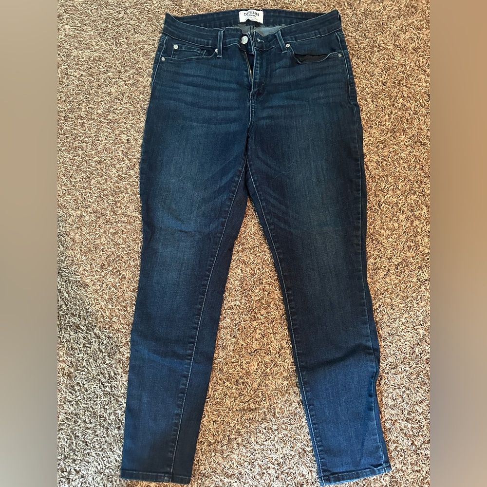 Levi’s skinny mid rise jeans